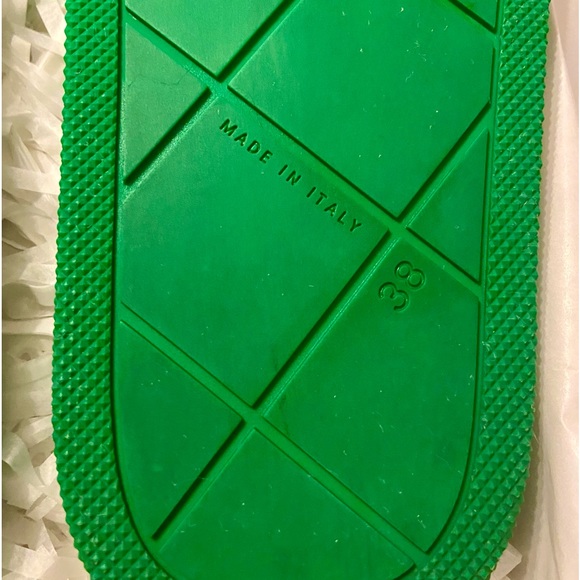 Bottega Veneta Intecciato Matte Rubber Slides Grass Green sz 38 - Picture 11 of 14